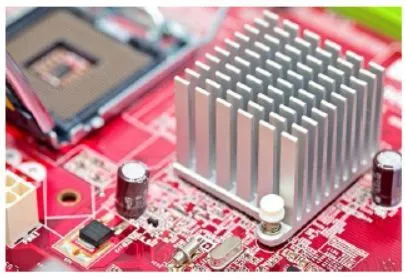 帶有散熱片的PCB電路板